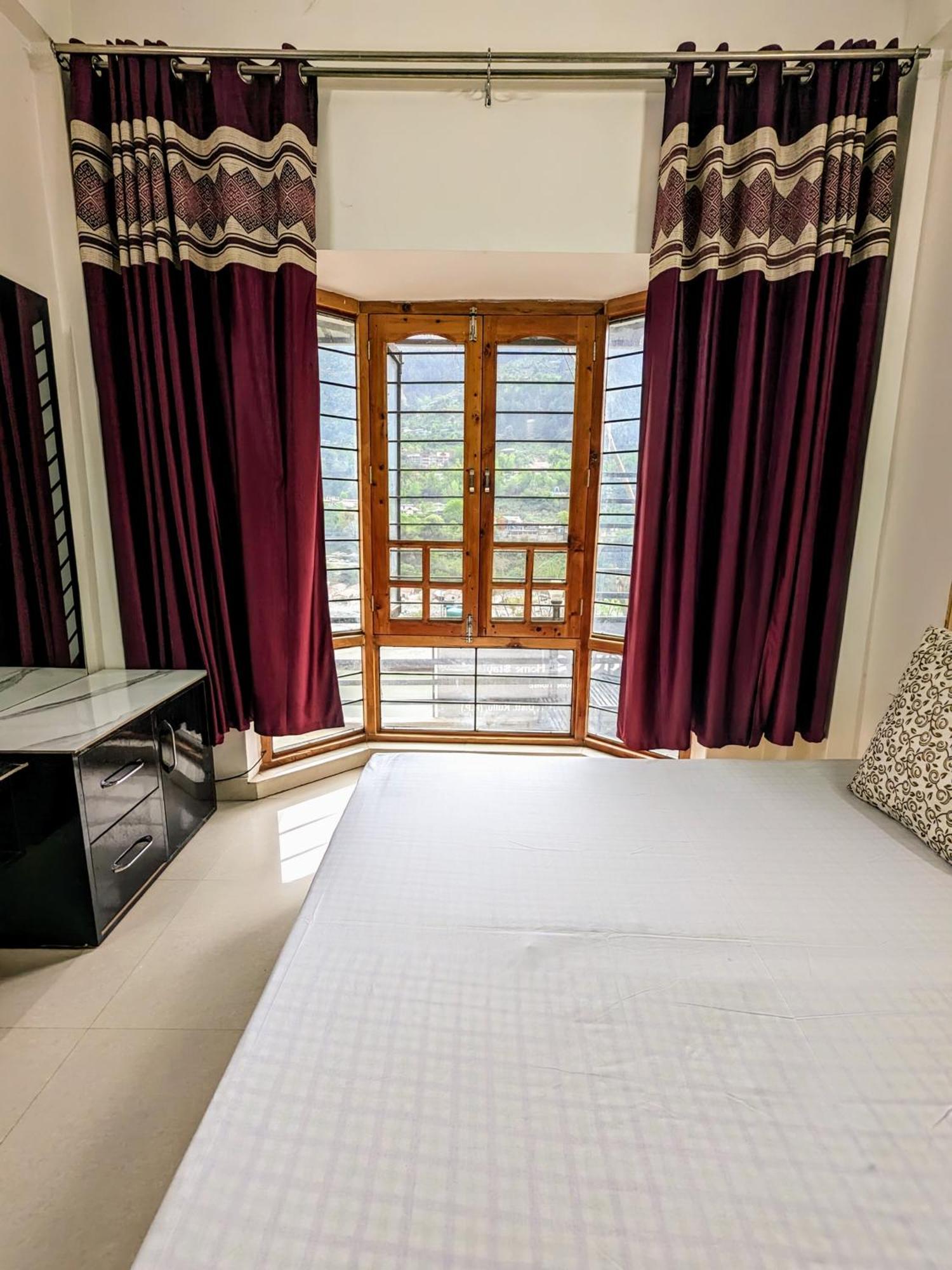 Kavi'S Vacation Homes - Sainj Luaran gambar