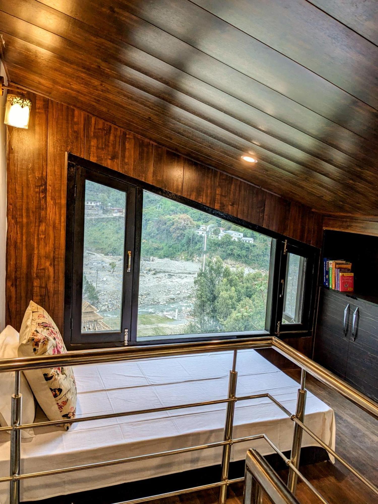Kavi'S Vacation Homes - Sainj Luaran gambar