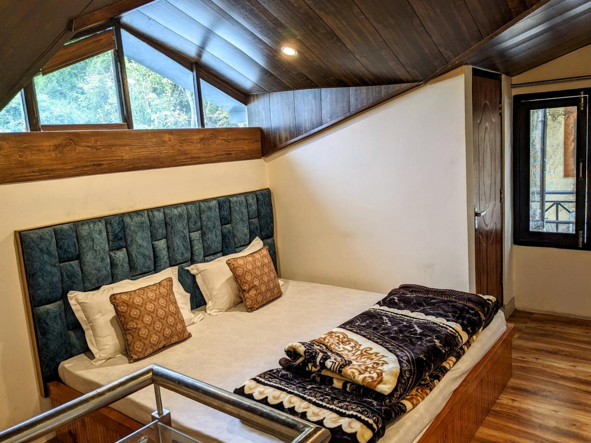 Kavi'S Vacation Homes - Sainj Luaran gambar